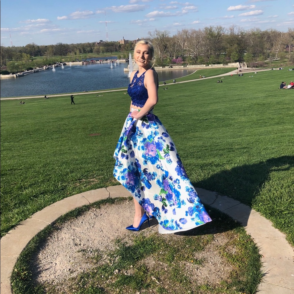 Prom Dress For Sale
